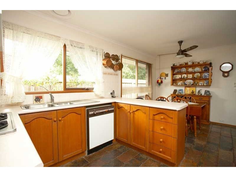 95 Rainier Avenue, Dromana VIC 3936