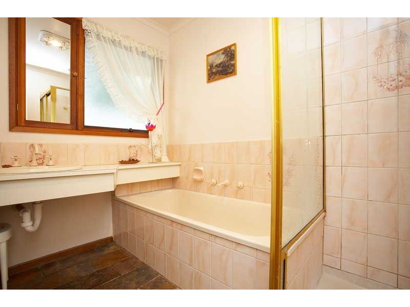 95 Rainier Avenue, Dromana VIC 3936