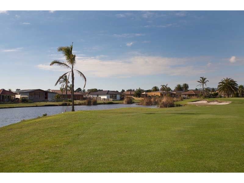 8 Fairway Drive, Safety Beach VIC 3936