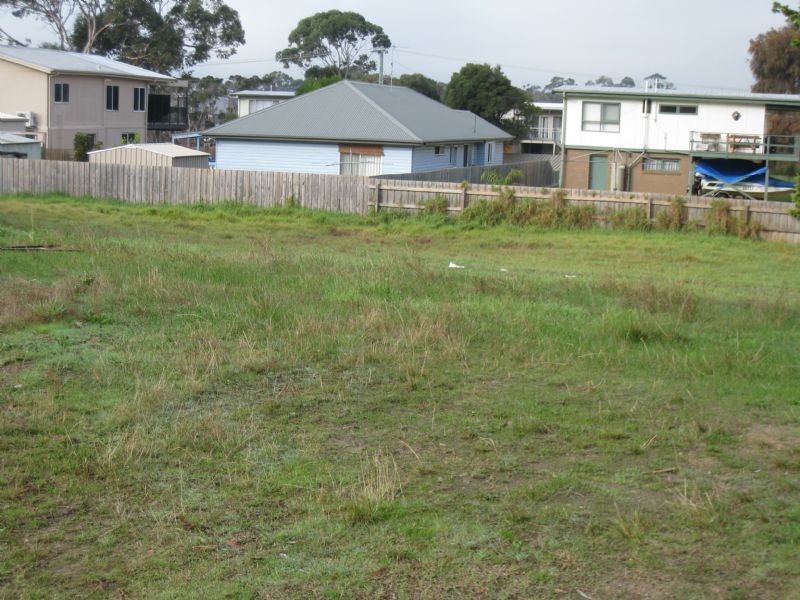 8 Omuna Court, Safety Beach VIC 3936