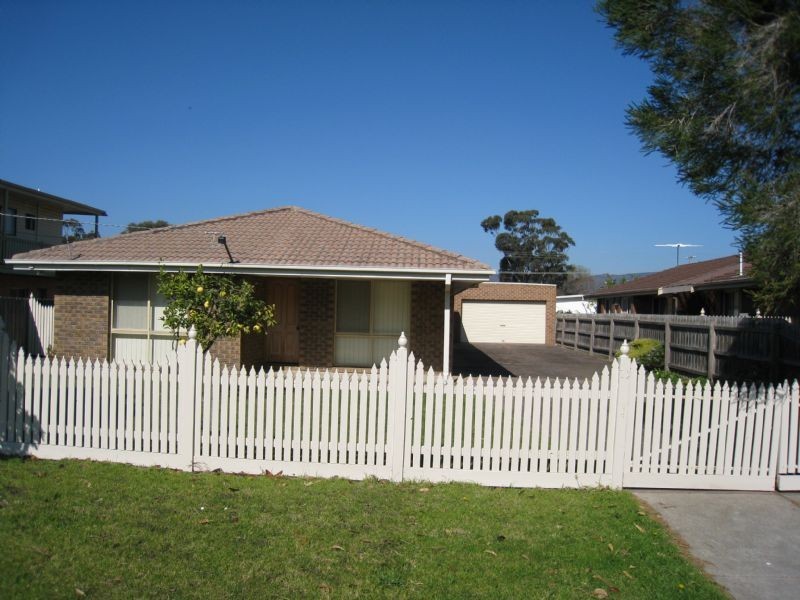 14 Dale Avenue, Safety Beach VIC 3936