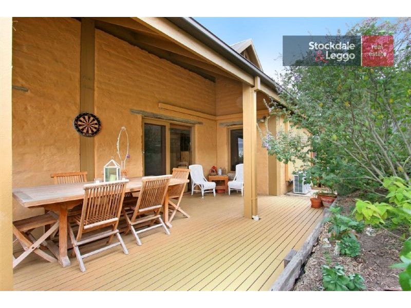 8 Weymouth Drive, Dromana VIC 3936