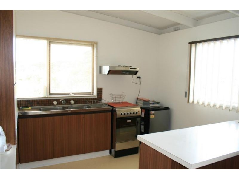 2 Beachurst Avenue, Dromana VIC 3936