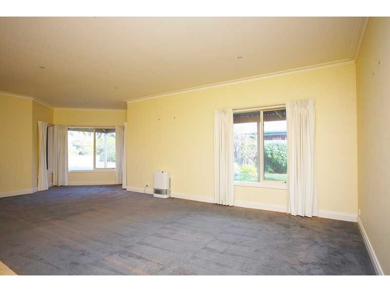 8 Moonlight Mews, Safety Beach VIC 3936