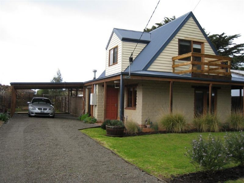 6 Tassel Road, Safety Beach VIC 3936