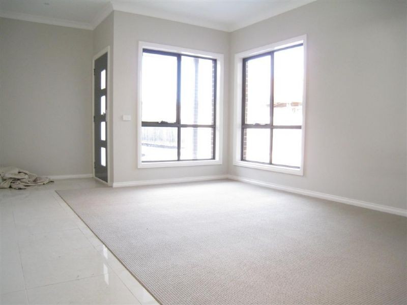 2/30 Rosalie Avenue, Dromana VIC 3936