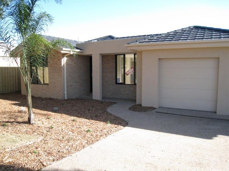 16 Williams Street, Dromana VIC 3936