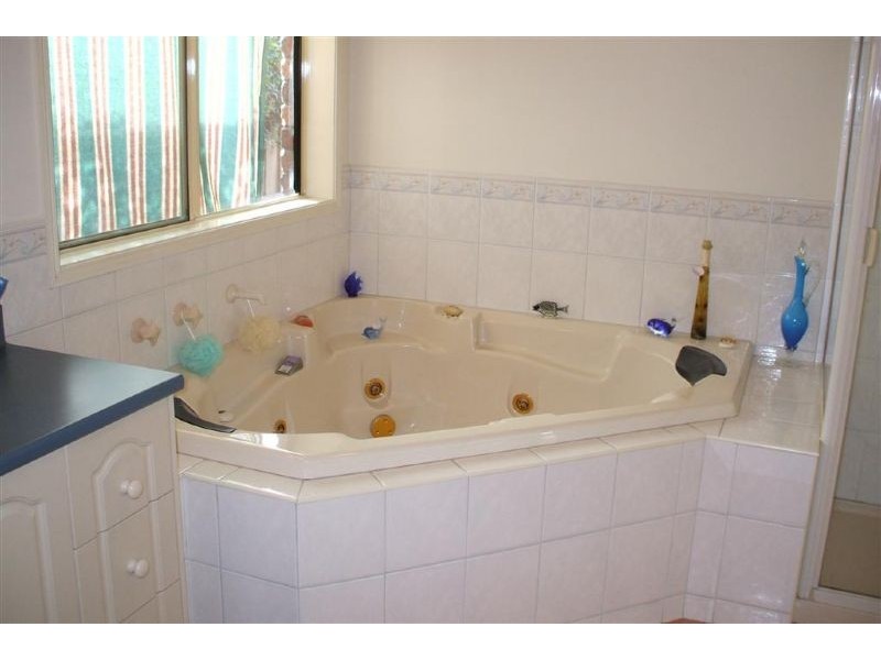 48 Victoria Street, Safety Beach VIC 3936