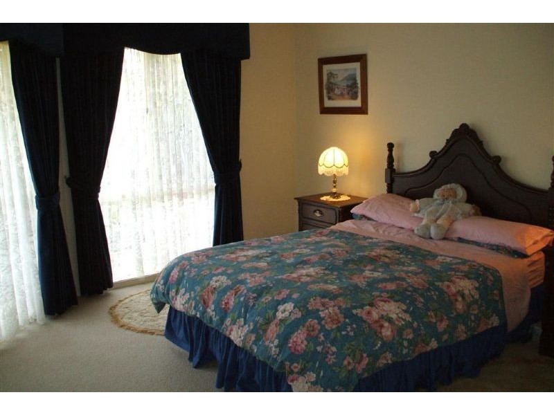 48 Victoria Street, Safety Beach VIC 3936