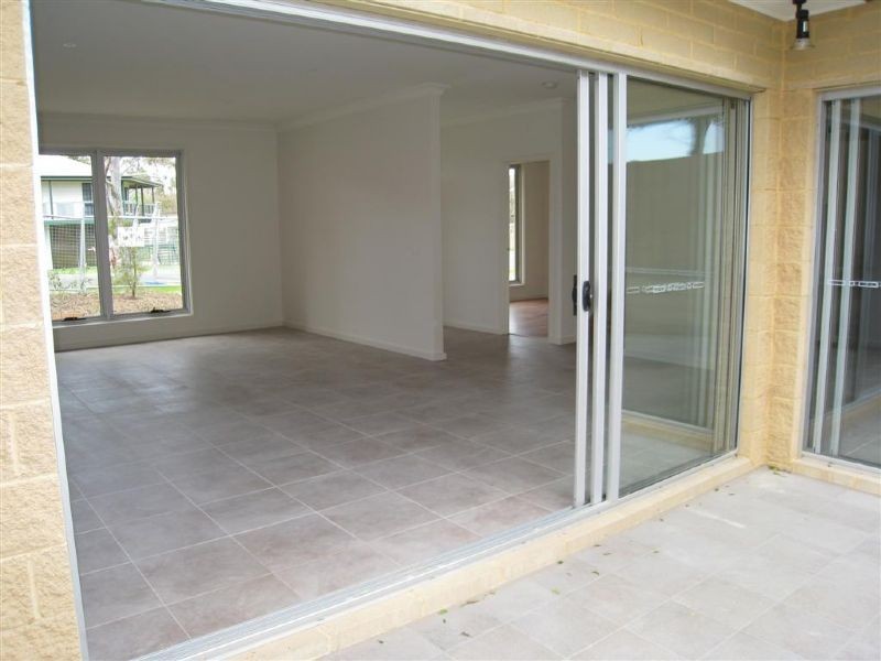 2/115-117  Dromana Parade, Safety Beach VIC 3936