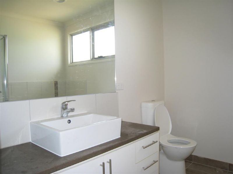 8/115-117 Dromana Parade, Safety Beach VIC 3936