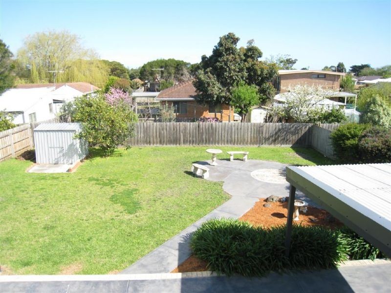 3 Walter Street, Safety Beach VIC 3936
