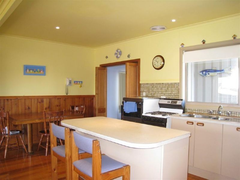 3 Walter Street, Safety Beach VIC 3936