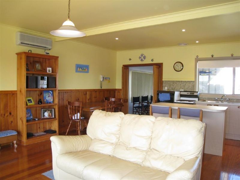 3 Walter Street, Safety Beach VIC 3936