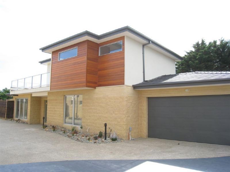 9/115-117 Dromana Parade, Safety Beach VIC 3936
