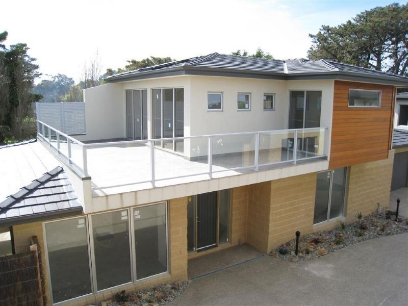 9/115-117 Dromana Parade, Safety Beach VIC 3936