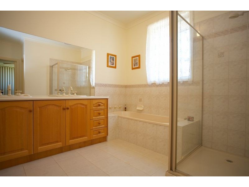 15 Tonkin Street, Safety Beach VIC 3936