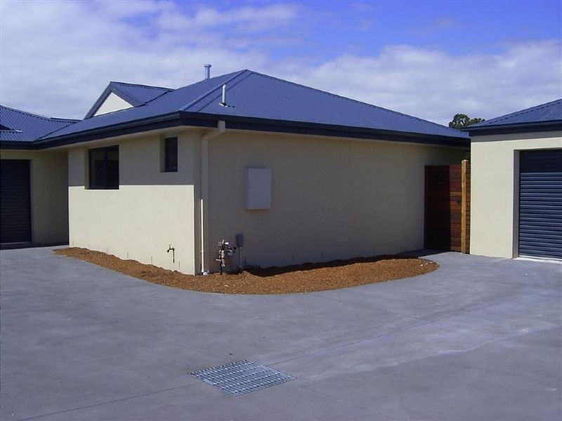 2/17 Solander Street, Dromana VIC 3936