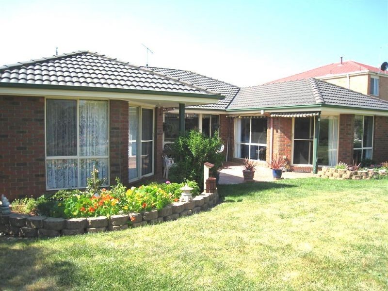 48 Victoria Street, Safety Beach VIC 3936