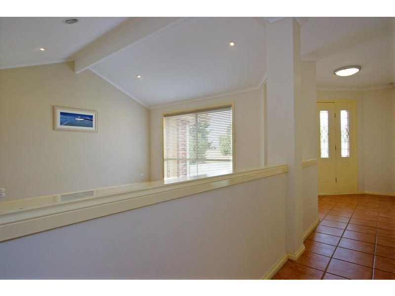 18 Golf Course Lane, Safety Beach VIC 3936