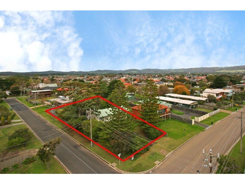 238 Dromana Parade, Safety Beach VIC 3936