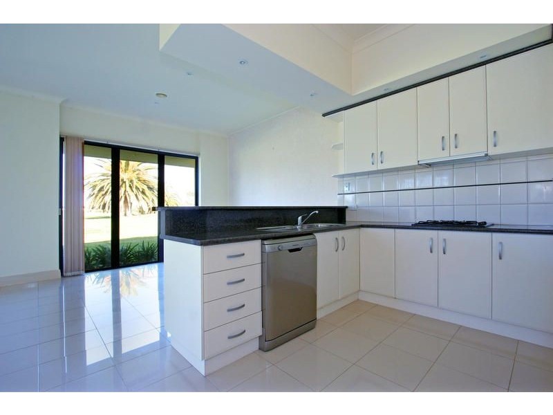 6A & 6B Palm Tree Court, Safety Beach VIC 3936