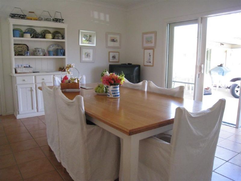 176 Dromana Parade, Safety Beach VIC 3936