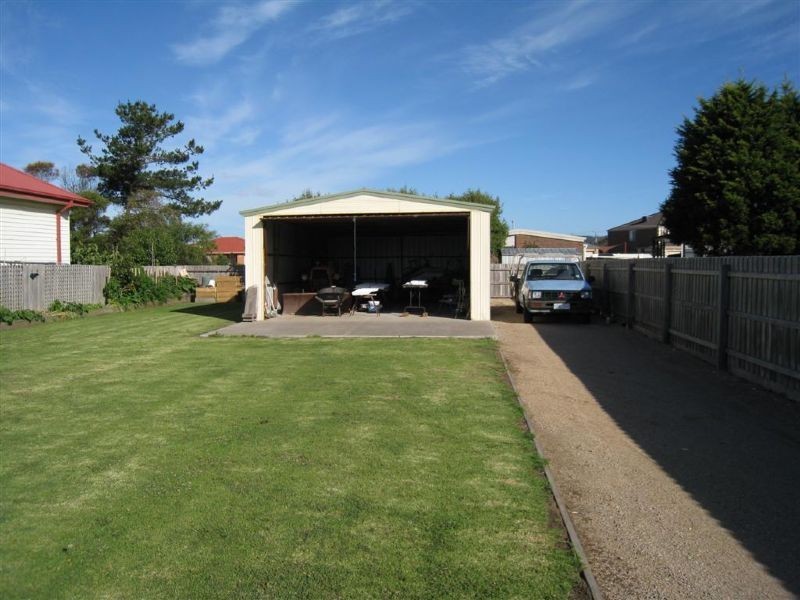 176 Dromana Parade, Safety Beach VIC 3936