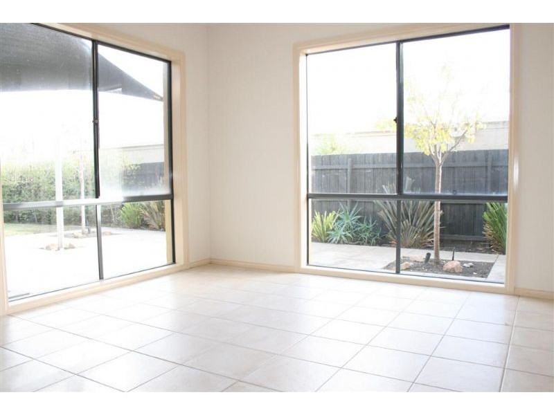 27 Somerset Place, Safety Beach VIC 3936