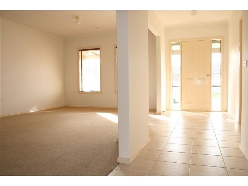 27 Somerset Place, Safety Beach VIC 3936