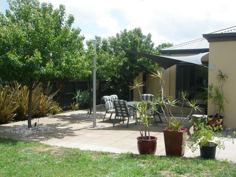 27 Somerset Place, Safety Beach VIC 3936