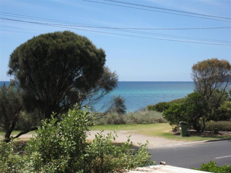 19 Marine Drive, Safety Beach VIC 3936