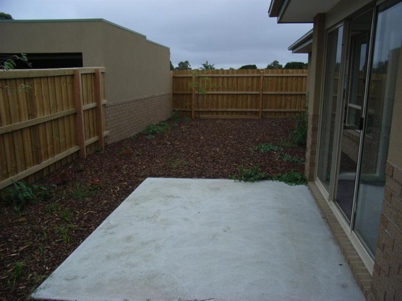 3/102B Country Club Drive, Safety Beach VIC 3936