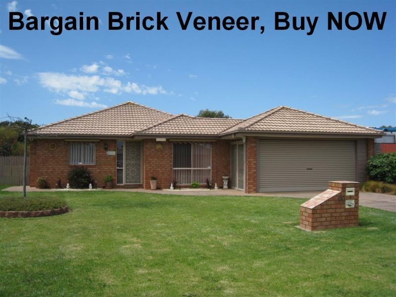 99 Country Club Drive, Safety Beach VIC 3936