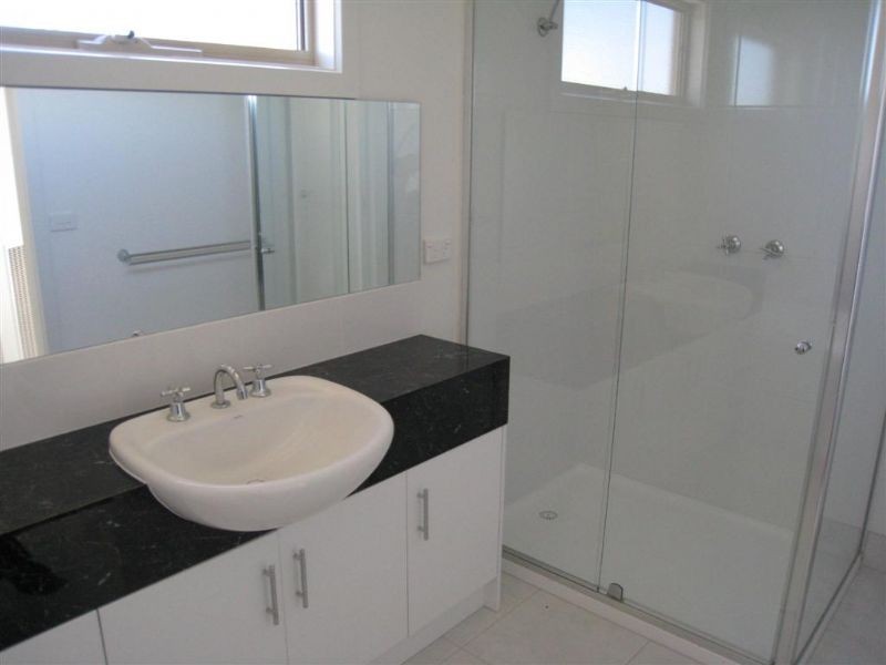 1&2/31 Davey Street, Dromana VIC 3936