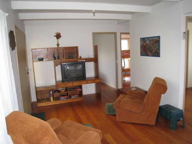 27 Iluka Street, Safety Beach VIC 3936