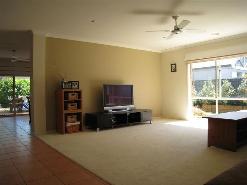 14 Lakeside Court, Safety Beach VIC 3936