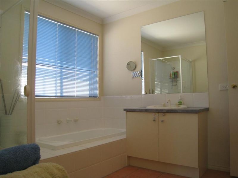 14 Lakeside Court, Safety Beach VIC 3936