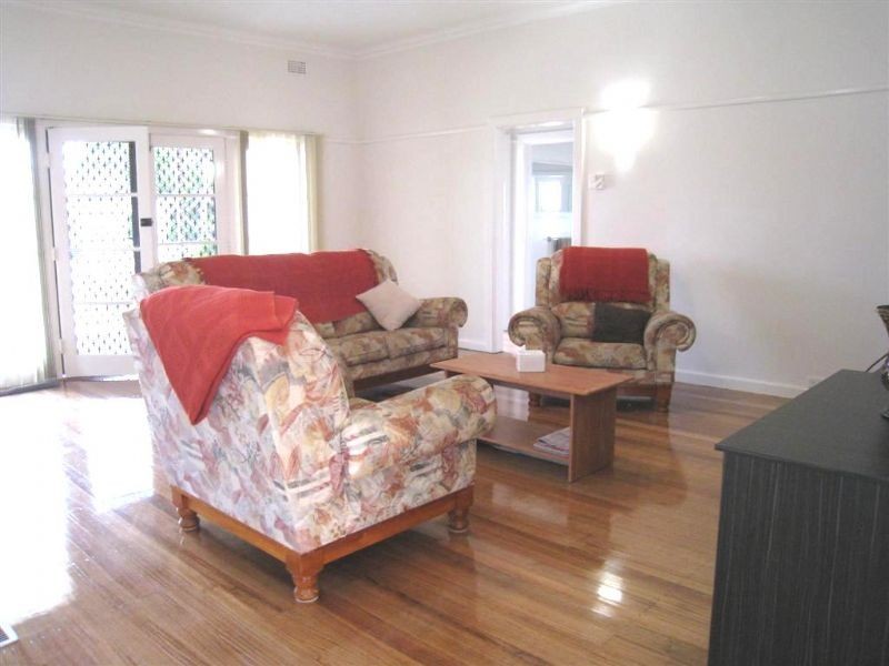 11 McCulloch Street, Dromana VIC 3936