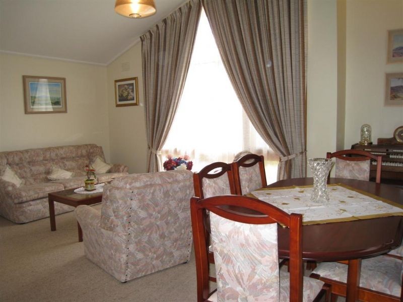 7 Knott Street, Safety Beach VIC 3936