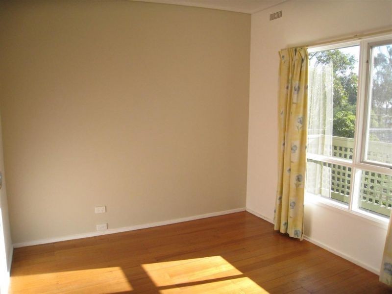 13 Talbot Grove, Mccrae VIC 3938