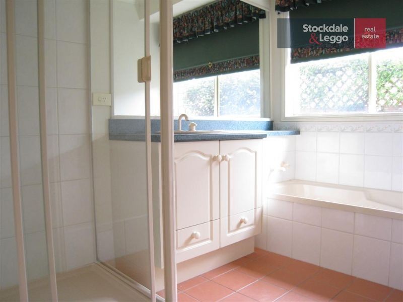 48 Victoria Street, Safety Beach VIC 3936