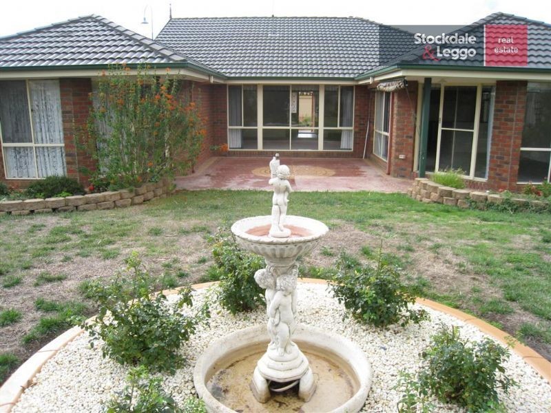 48 Victoria Street, Safety Beach VIC 3936