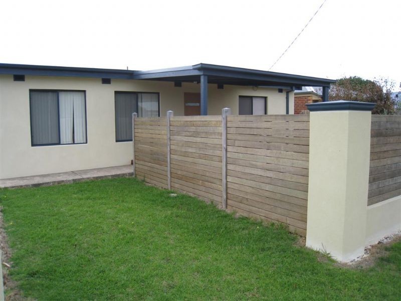 1/17 Solander Street, Dromana VIC 3936