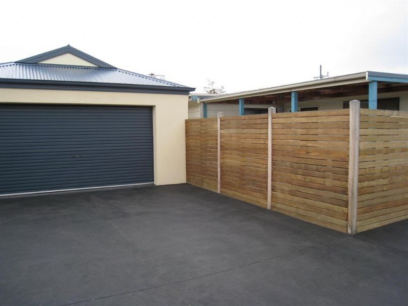 1/17 Solander Street, Dromana VIC 3936