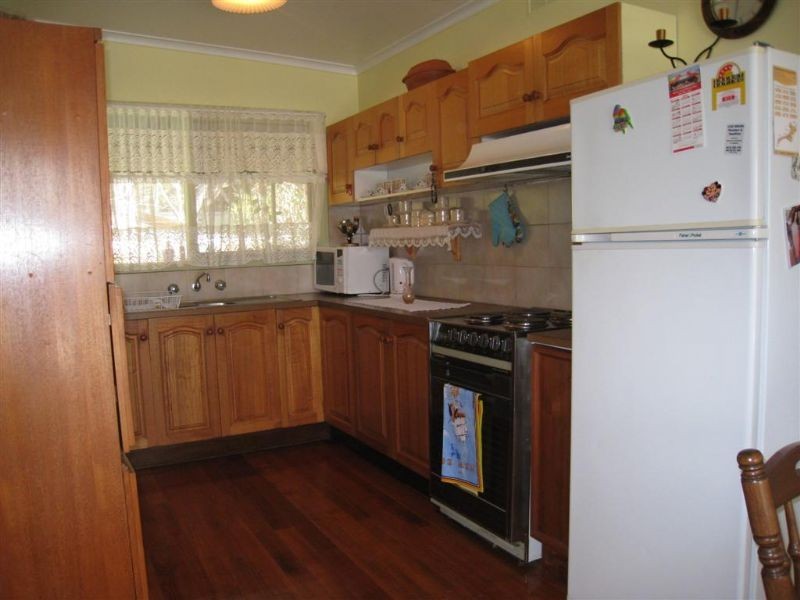 17 Watson Avenue, Dromana VIC 3936