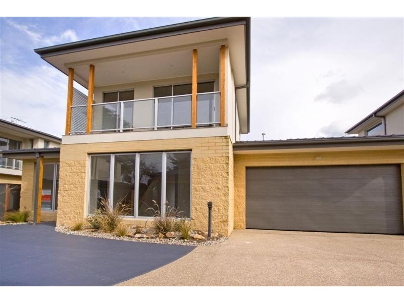 7/115-117 Dromana Parade, Safety Beach VIC 3936