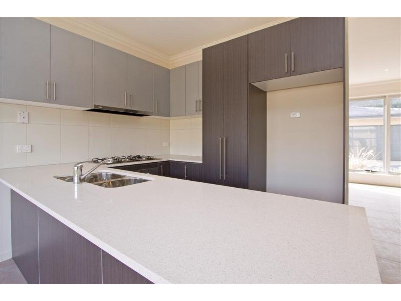 7/115-117 Dromana Parade, Safety Beach VIC 3936