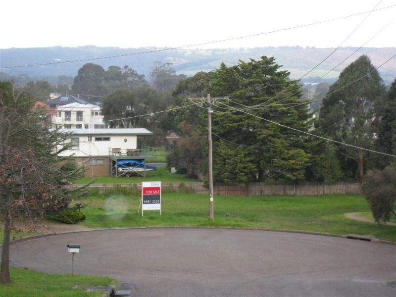 8 Omuna, Safety Beach VIC 3936