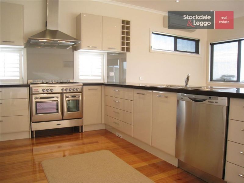 18 You Yangs Avenue, Dromana VIC 3936